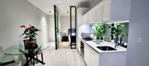Xquisite Ellipse Apartment